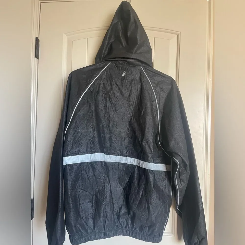 Frogg Toggs Classic Jacket perfect for rain. Has removable hood. Black. EUC